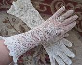https://southwestdesertlover.files.wordpress.com/2012/04/1920s-lace-gloves.jpg